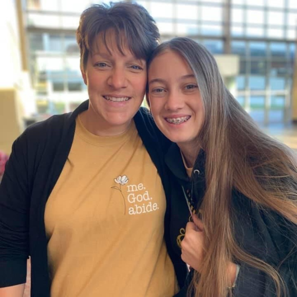 Meet your Posher, Holly